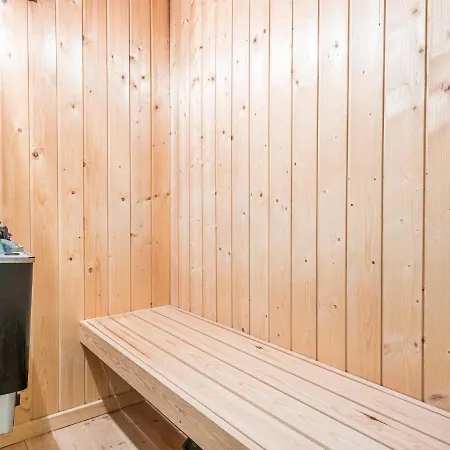 Holiday home Lxxix