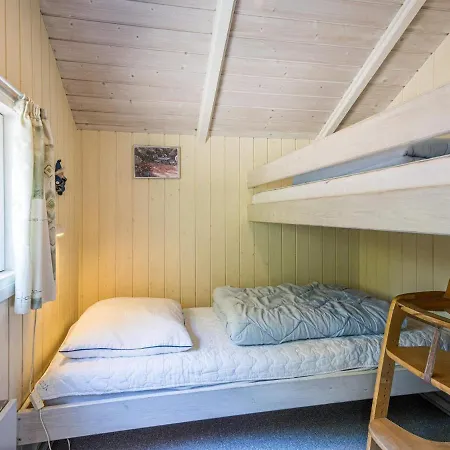 Holiday home Lxxix